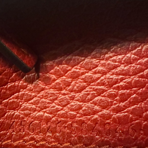 GUCCI Pebbled Calfskin GG Marmont Card Case Hibiscus Red - Picture 10 of 12